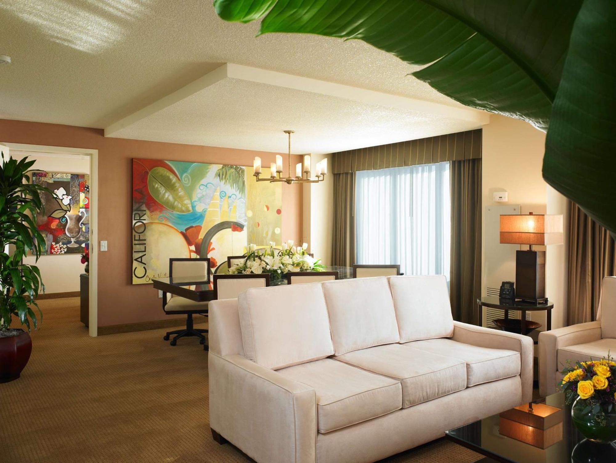 Doubletree Suites By Hilton Anaheim Resort/Convention Center Esterno foto